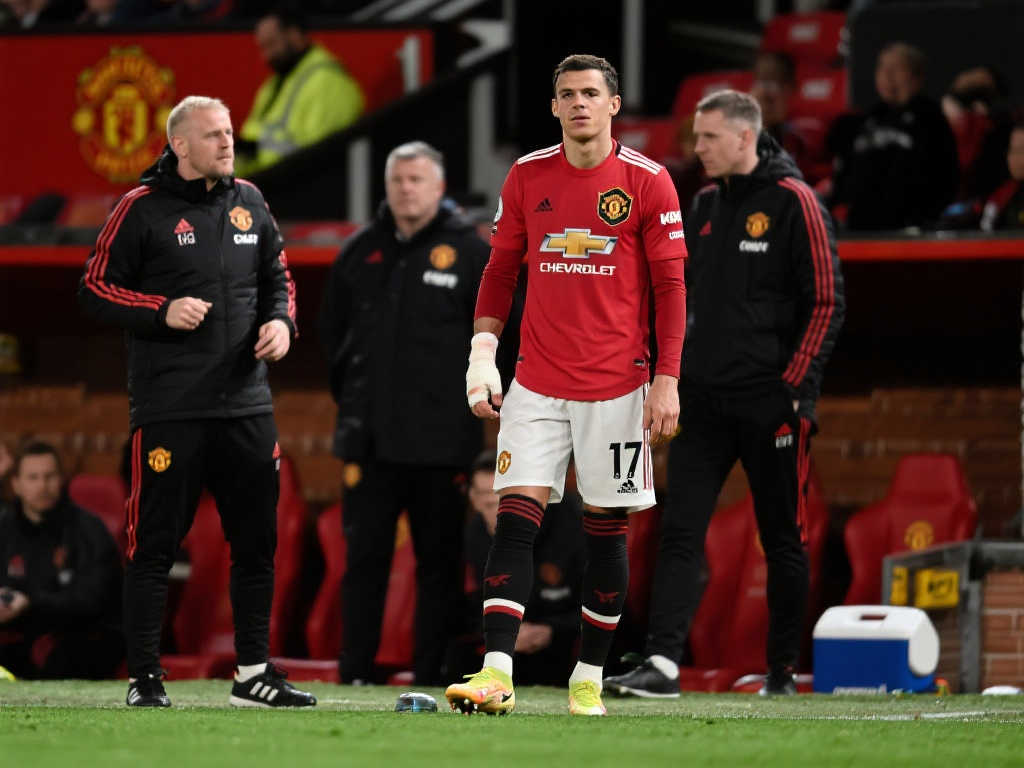 英媒：滕哈赫全力追查，誓揪曼联内部情报泄露者